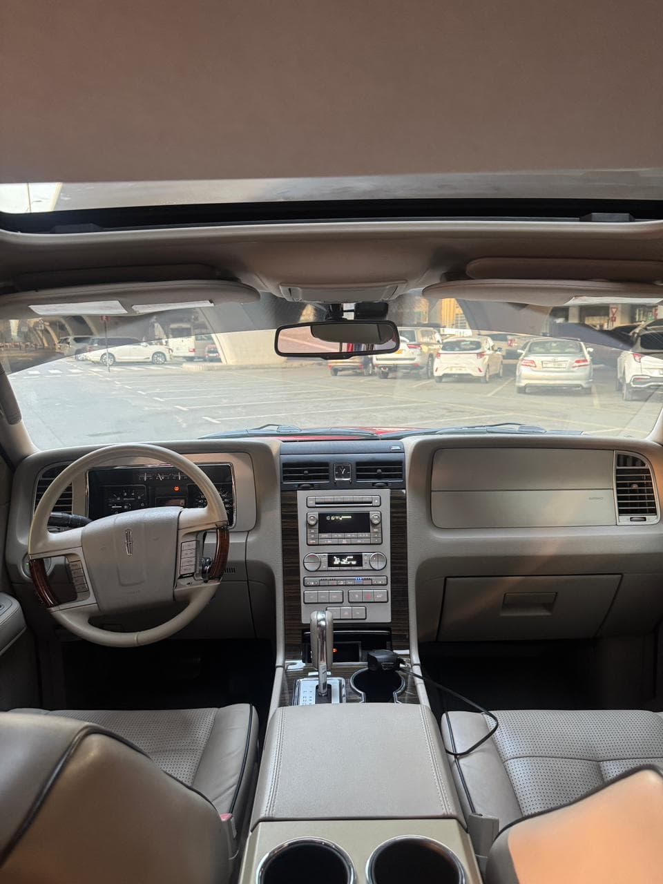 2009 Lincoln Navigator for sale Dubai, Carology photo 13