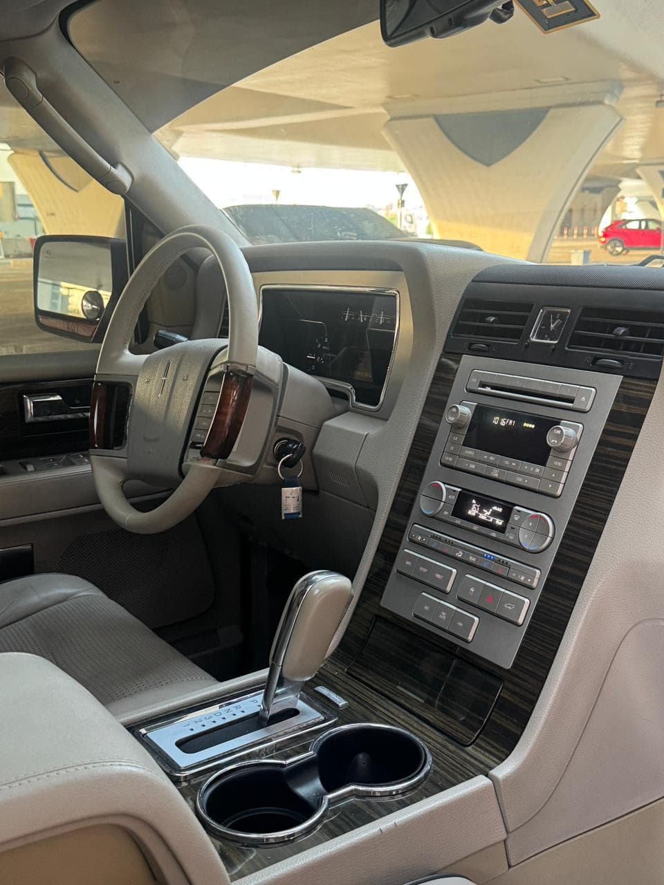 2009 Lincoln Navigator for sale Dubai, Carology photo 15