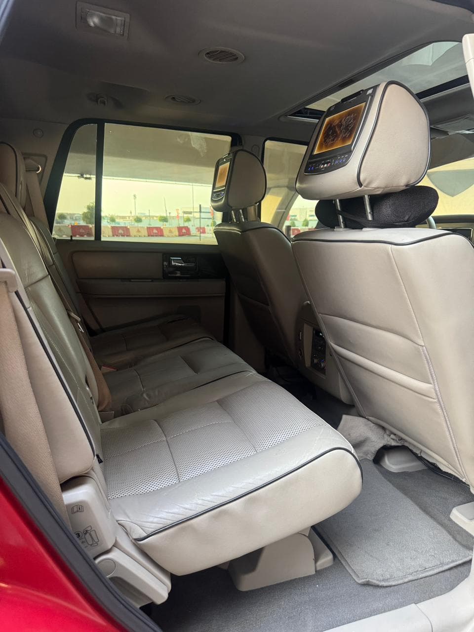 2009 Lincoln Navigator for sale Dubai, Carology photo 16