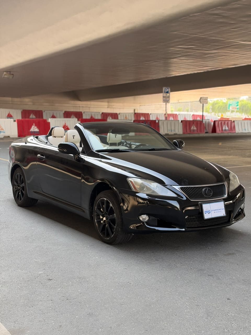 2010 Lexus IS300 Convertible for sale Dubai, Carology photo 2