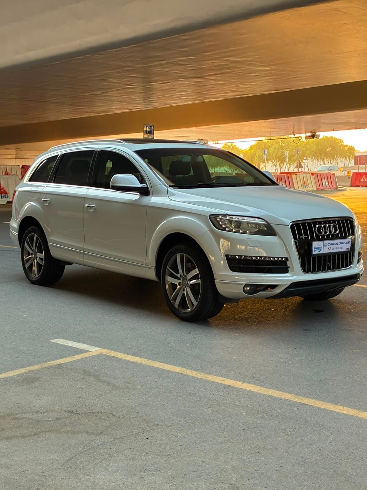 2014 Audi Q7 Quattro for sale Dubai, Carology photo 5