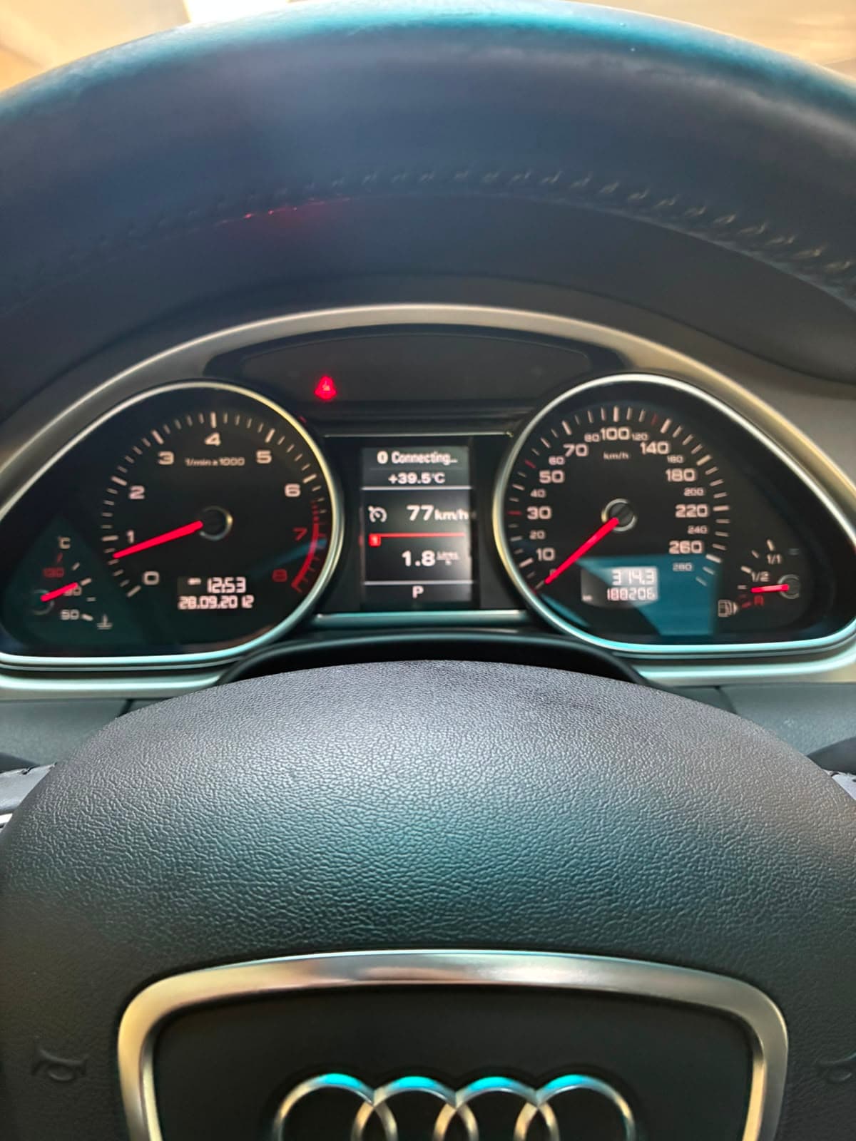 2014 Audi Q7 Quattro for sale Dubai, Carology photo 24