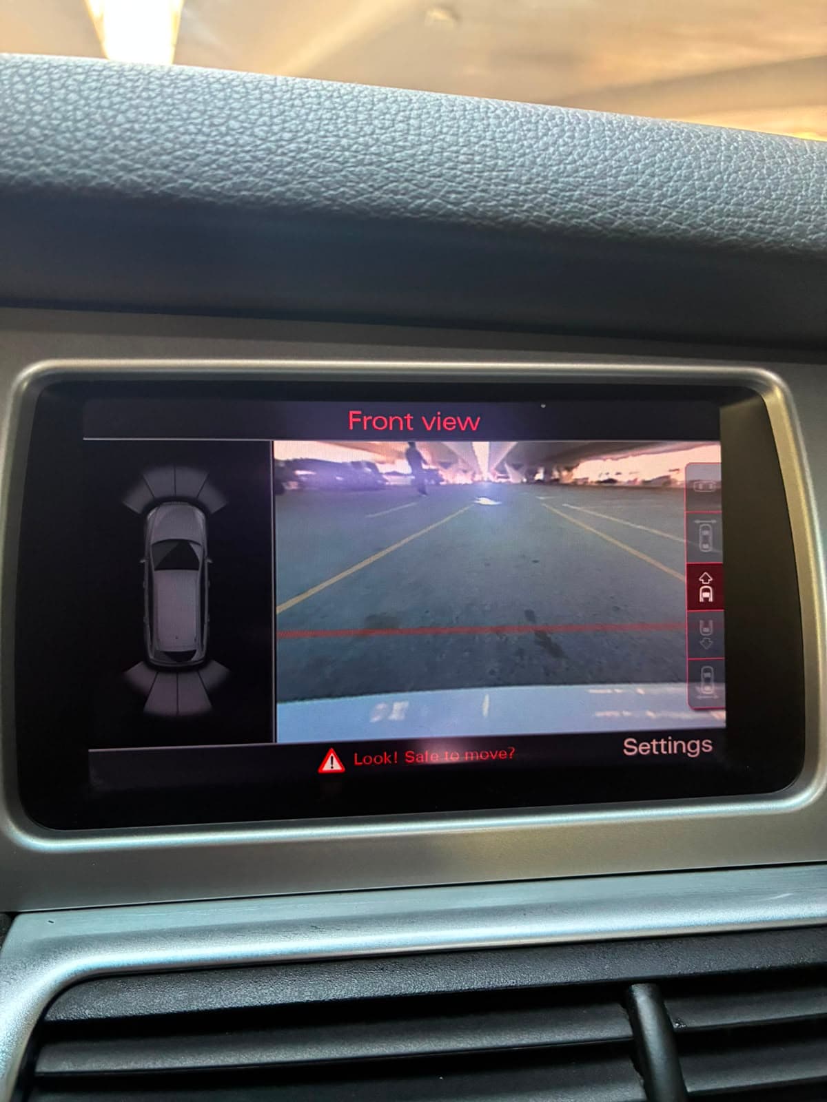2014 Audi Q7 Quattro for sale Dubai, Carology photo 32