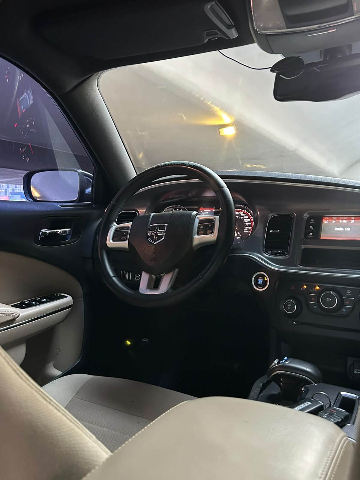 2014 Dodge Charger for sale Dubai, Carology photo 6