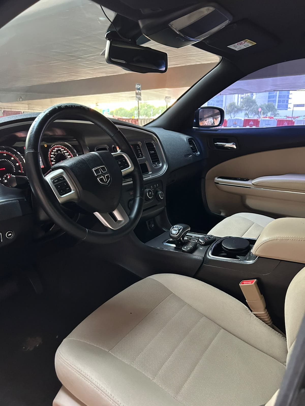 2014 Dodge Charger for sale Dubai, Carology photo 17