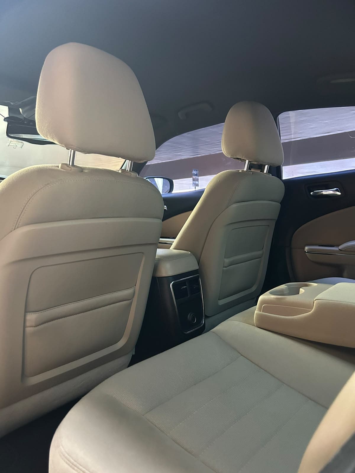 2014 Dodge Charger for sale Dubai, Carology photo 20