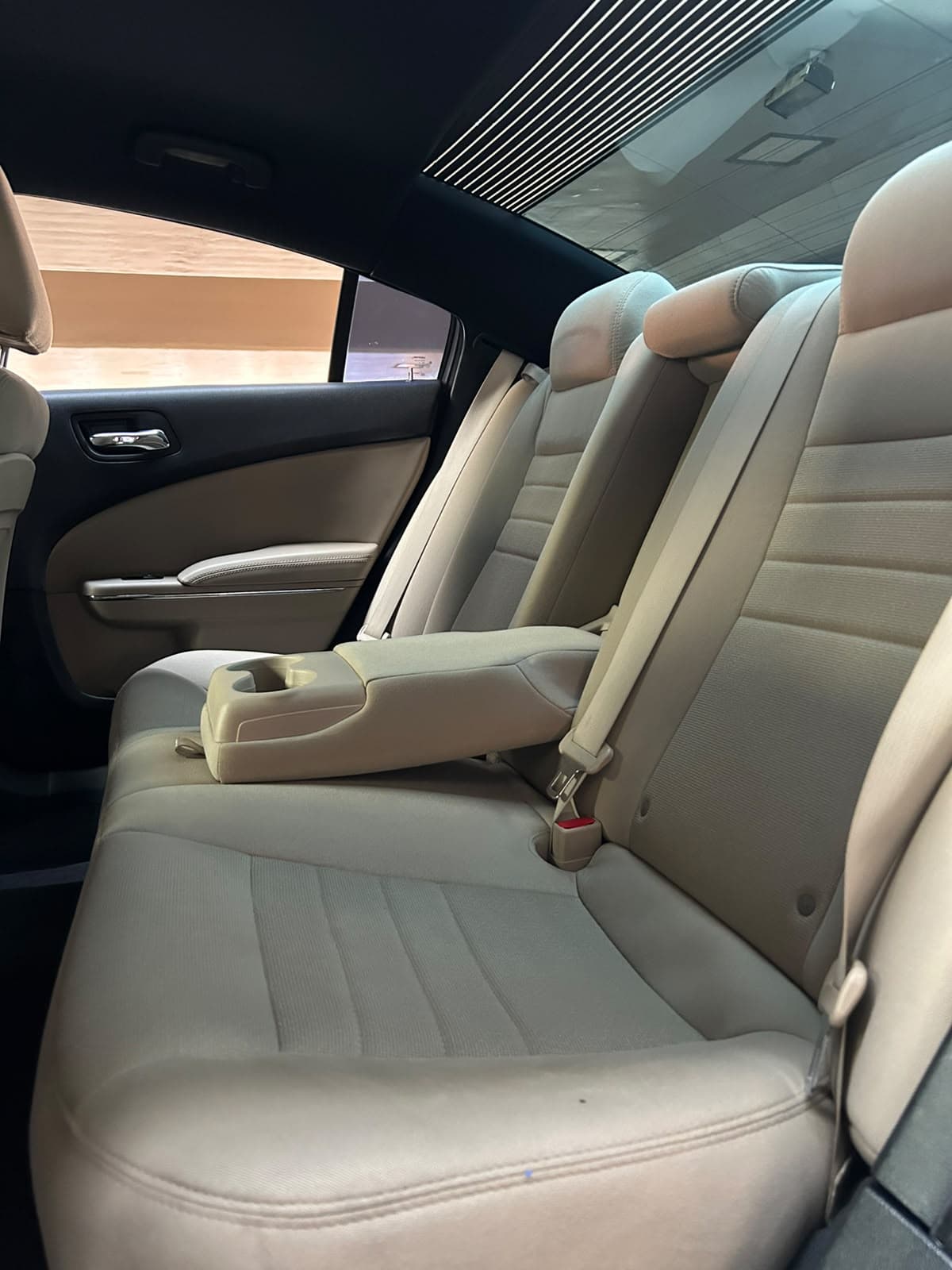 2014 Dodge Charger for sale Dubai, Carology photo 21