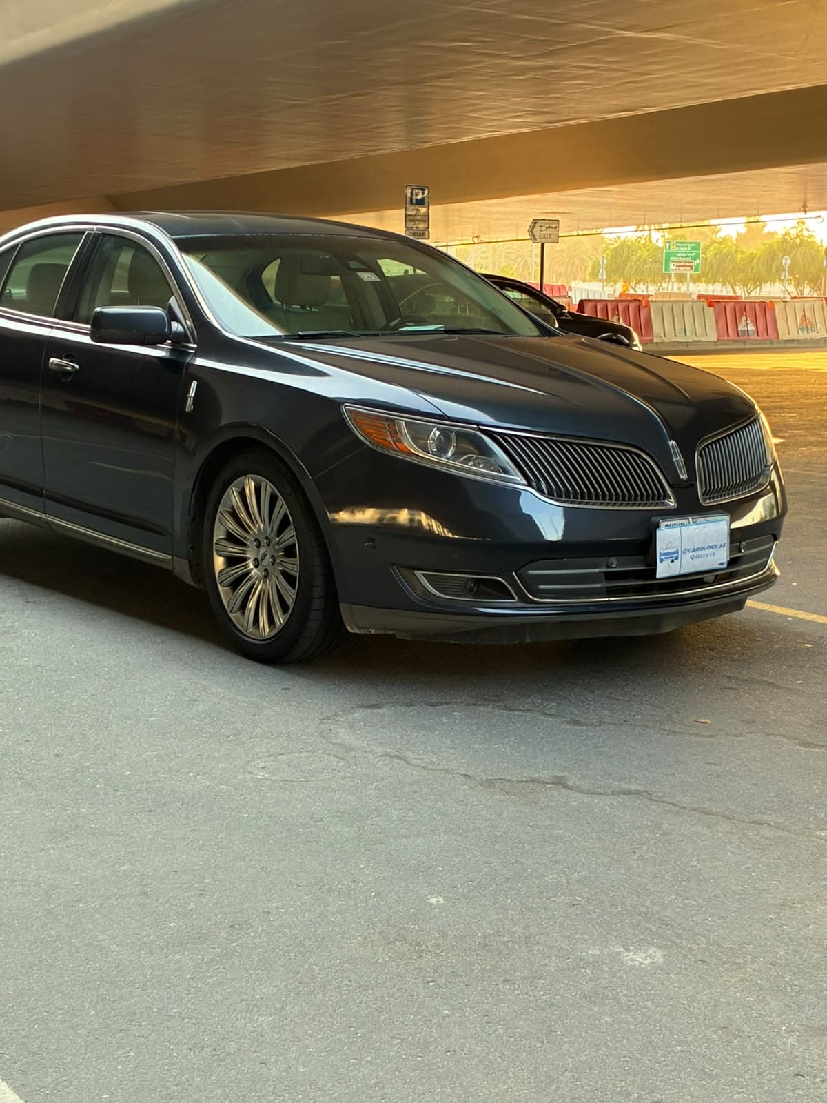 2014 Lincoln MKS Full Option for sale Dubai, Carology photo 3
