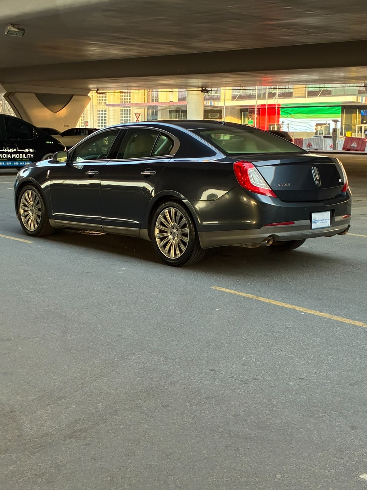 2014 Lincoln MKS Full Option for sale Dubai, Carology photo 11