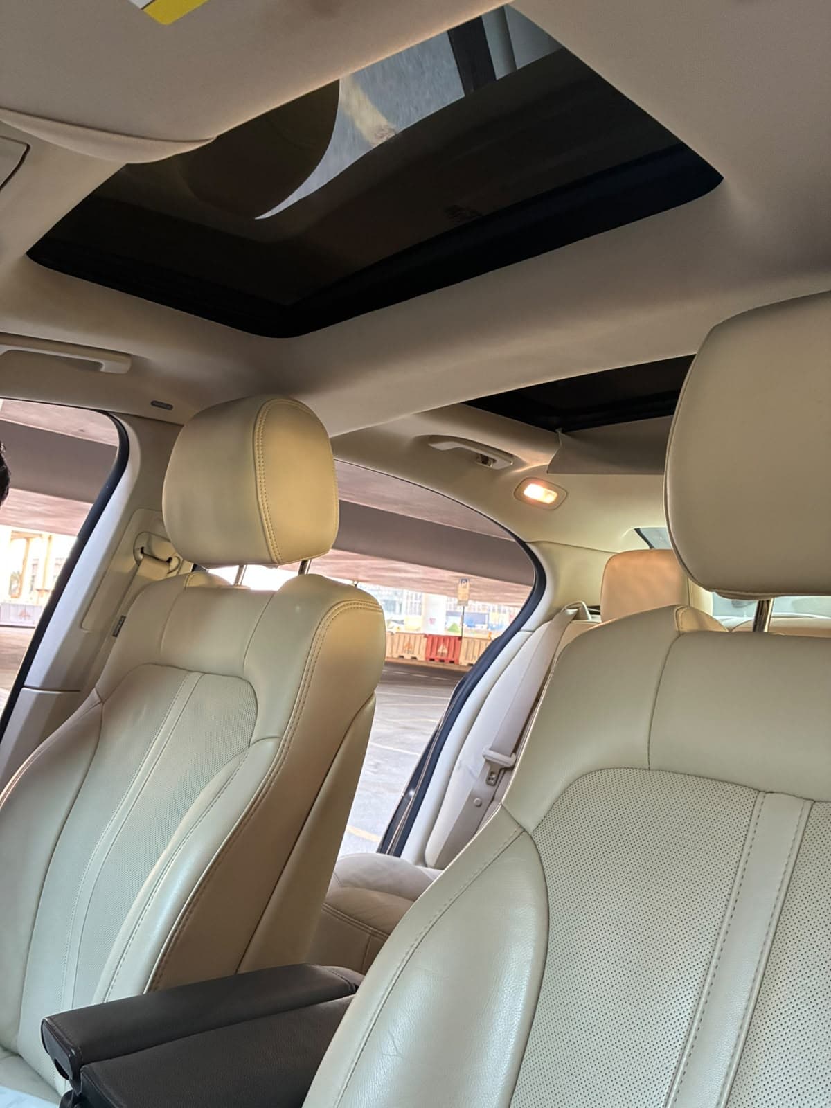 2014 Lincoln MKS Full Option for sale Dubai, Carology photo 26