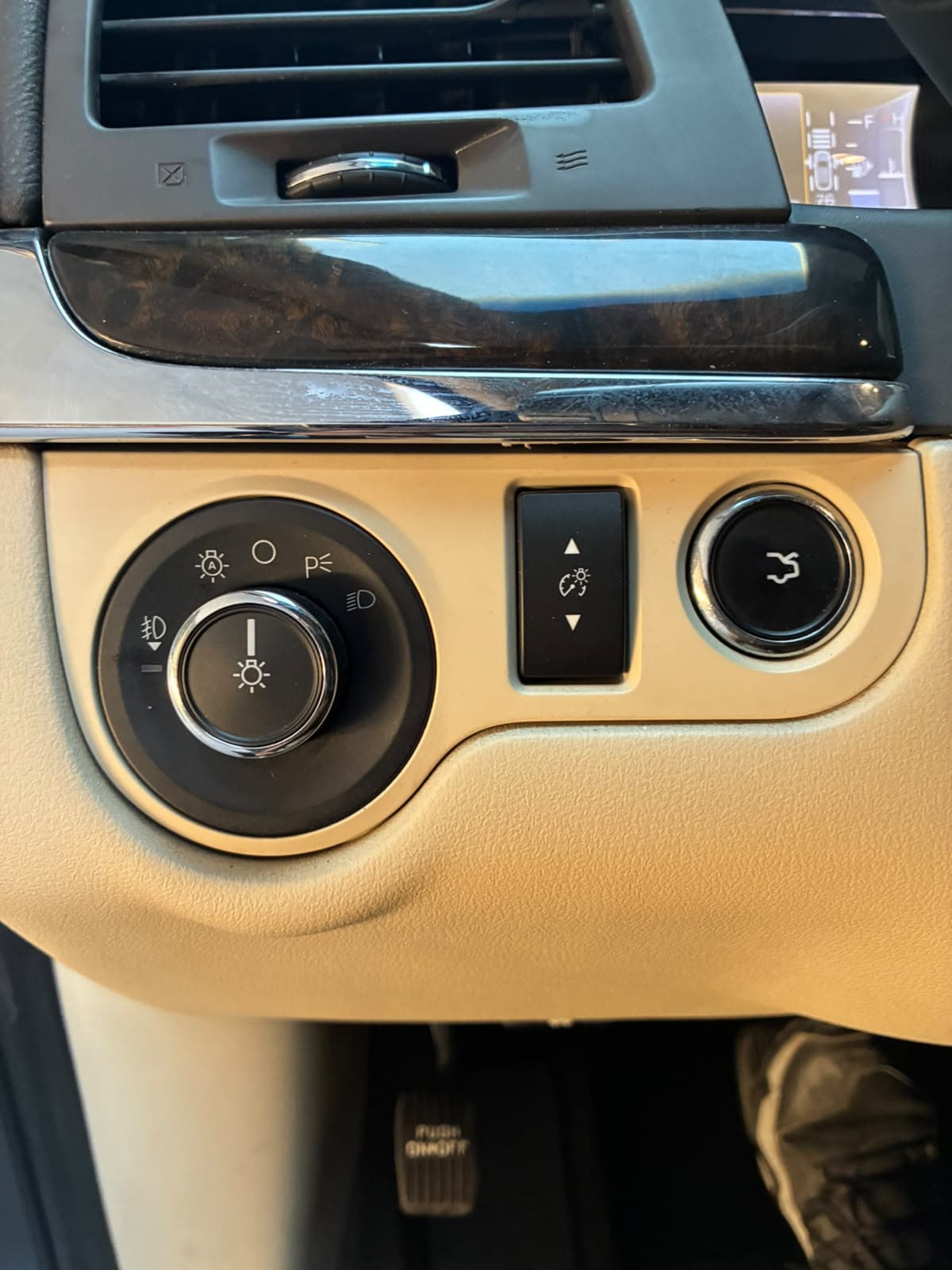 2014 Lincoln MKS Full Option for sale Dubai, Carology photo 28