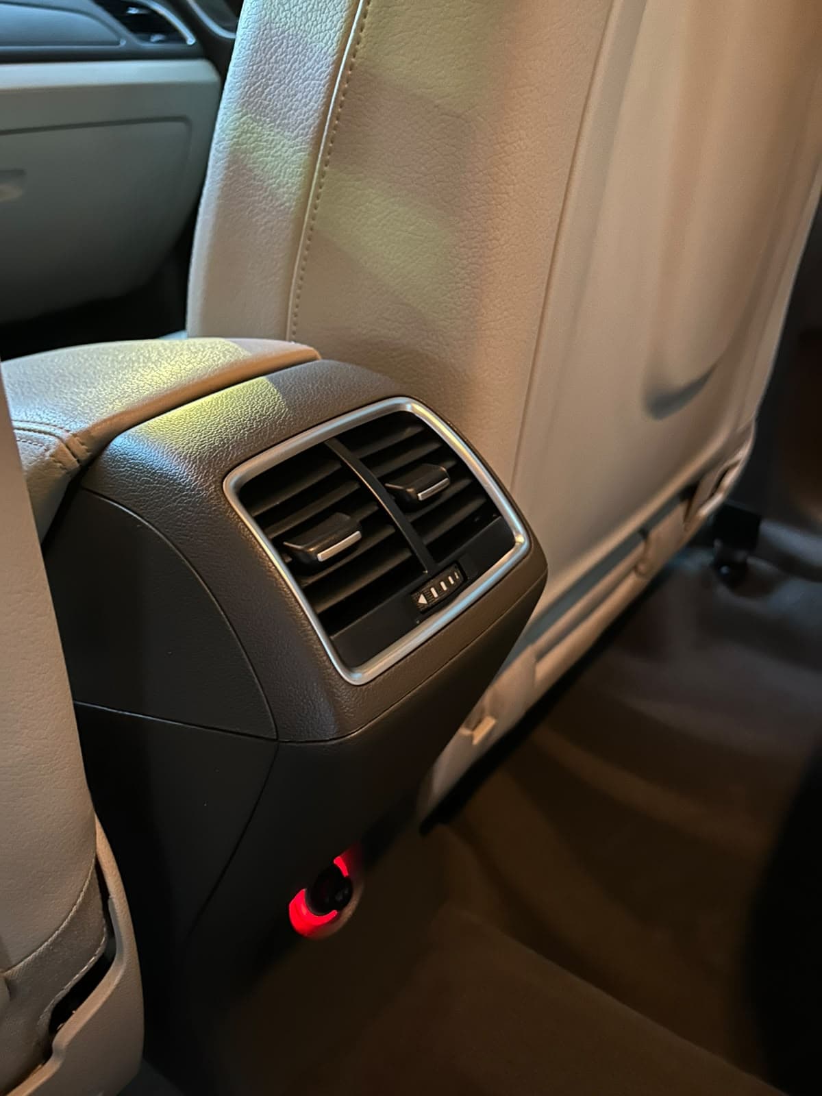 2015 Audi Q3 35 TFSI for sale Dubai, Carology photo 20