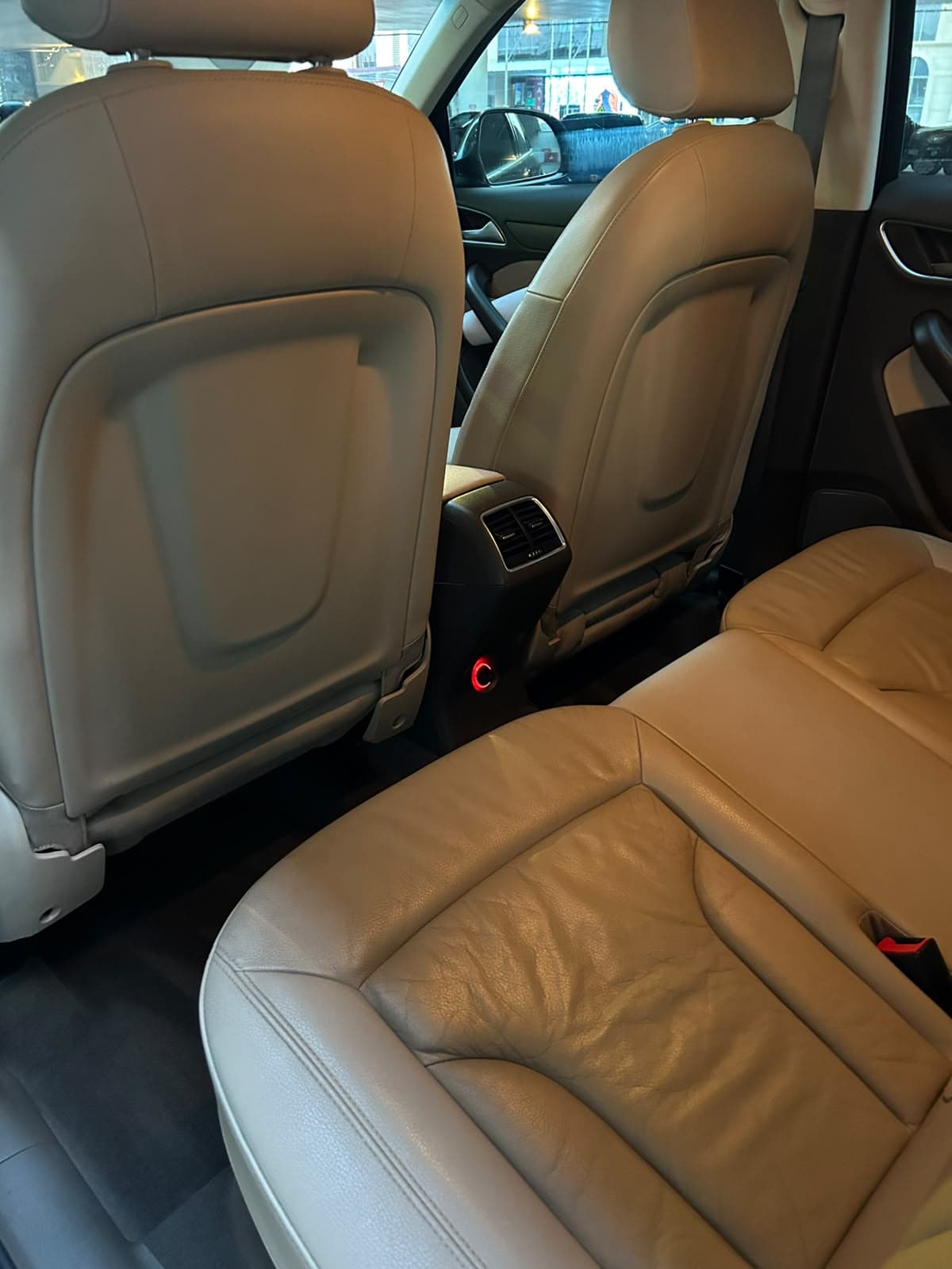 2015 Audi Q3 35 TFSI for sale Dubai, Carology photo 23