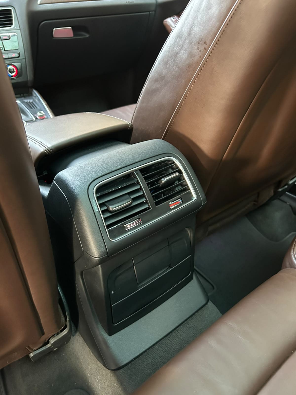 2015 Audi Q5 for sale Dubai, Carology photo 17
