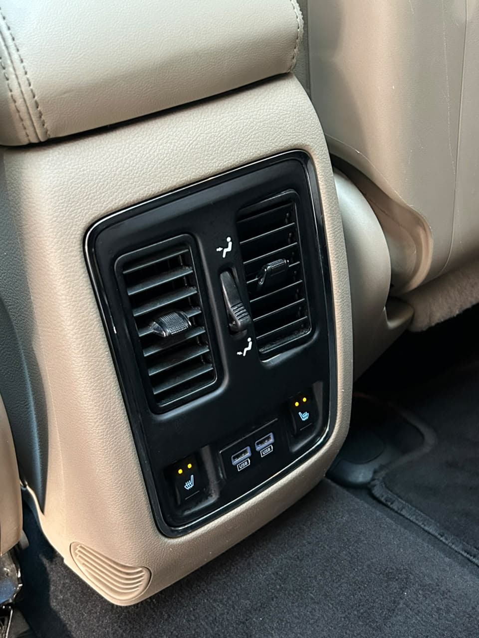 2015 Jeep Grand Cherokee Limited for sale Dubai, Carology photo 11