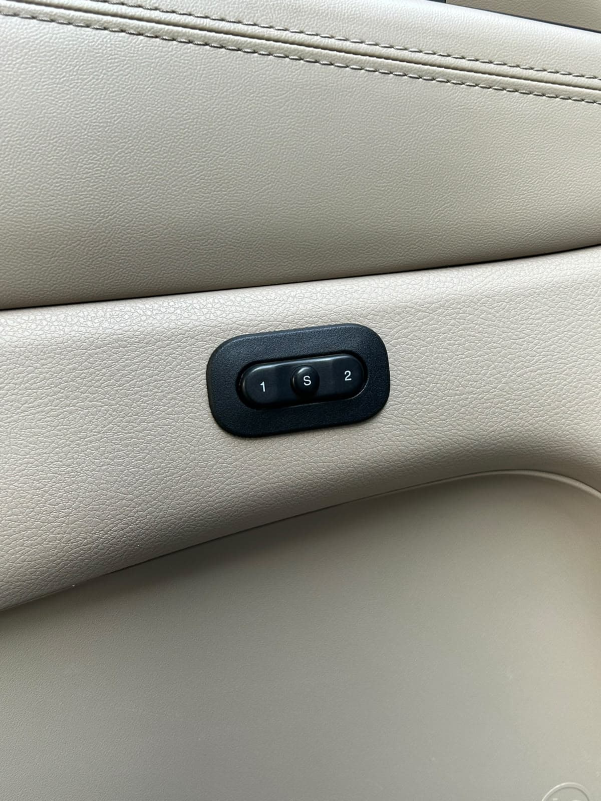 2015 Jeep Grand Cherokee Limited for sale Dubai, Carology photo 24