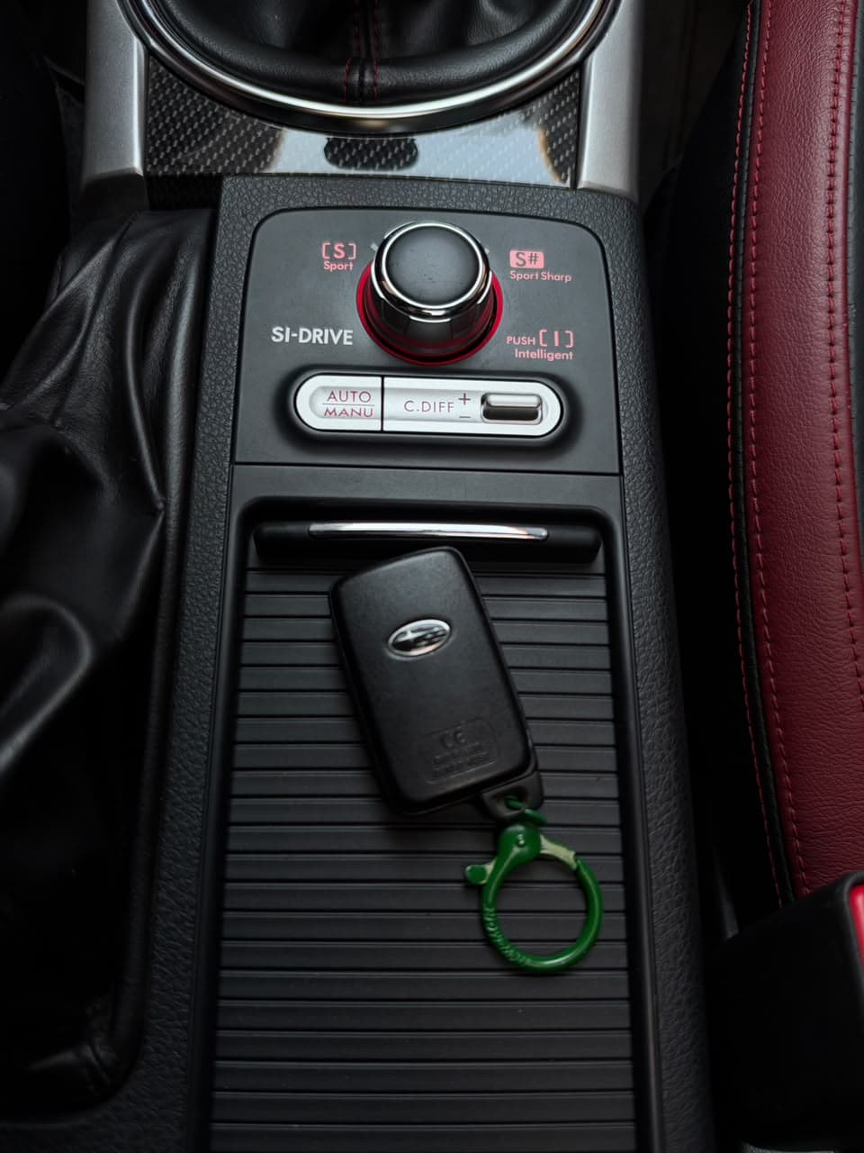 2015 Subaru WRX STI for sale Dubai, Carology photo 18