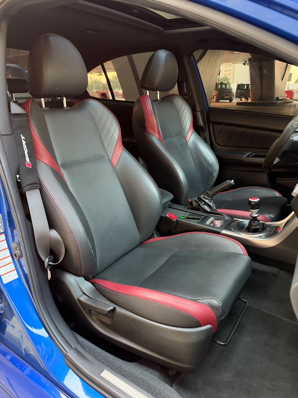 2015 Subaru WRX STI for sale Dubai, Carology photo 28