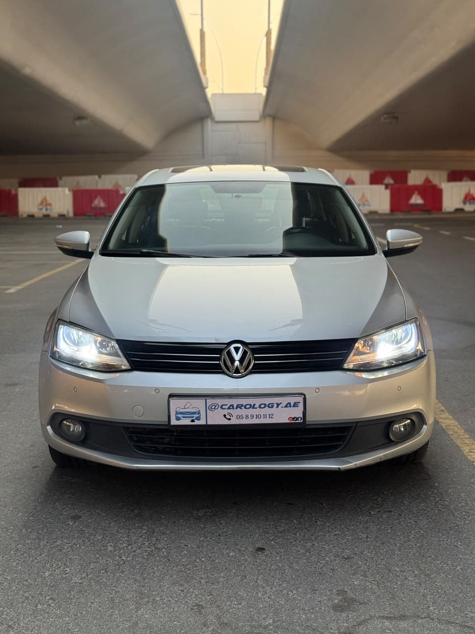 2015 Volkswagen Jetta for sale Dubai, Carology photo 2