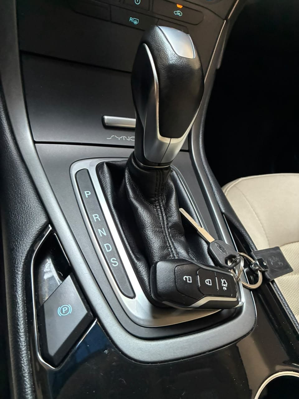 2016 Ford Edge Ecoboost for sale Dubai, Carology photo 25