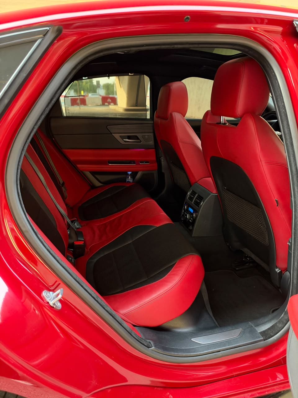 2016 Jaguar XF S for sale Dubai, Carology photo 20