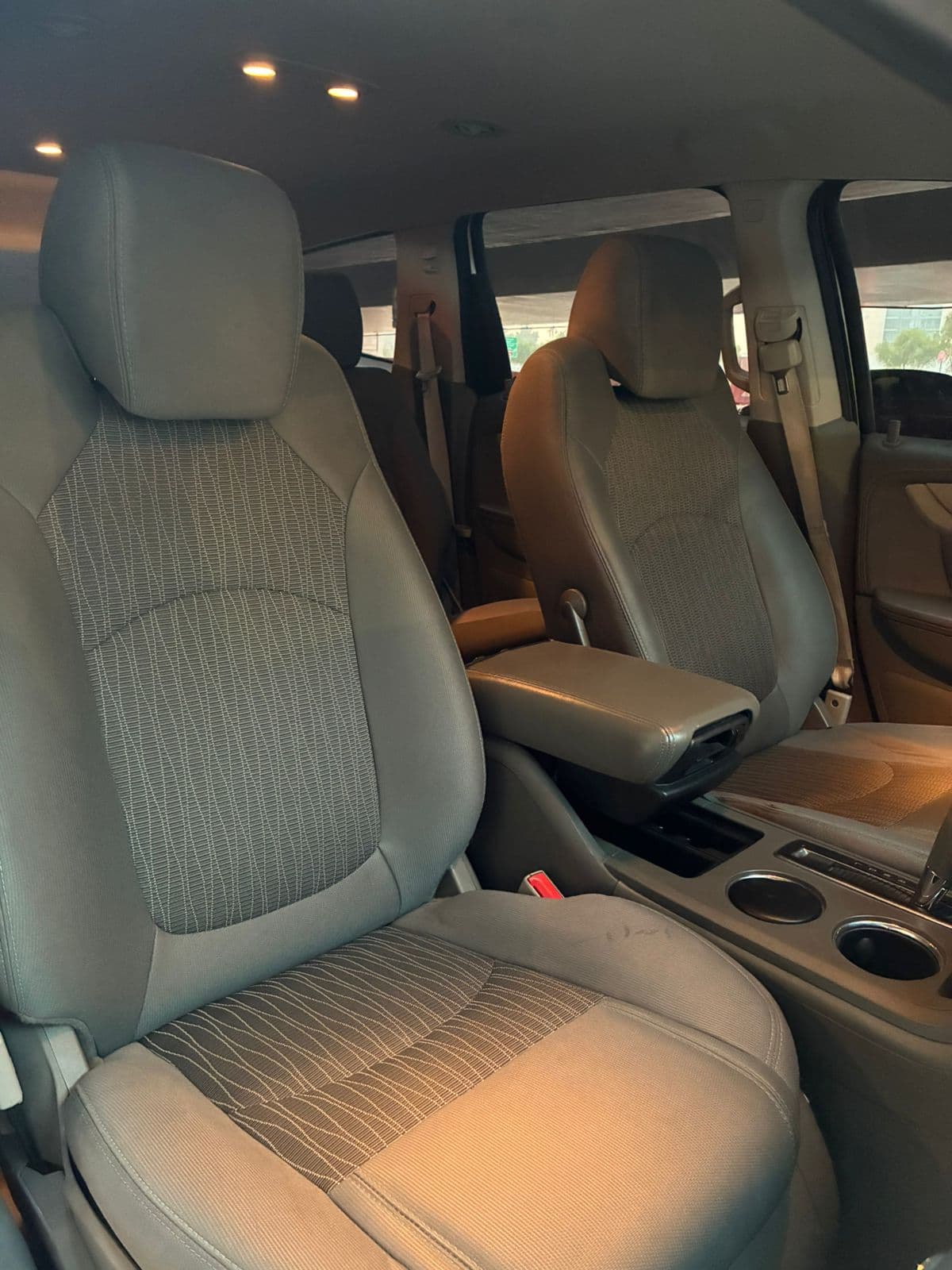 2017 Chevrolet Traverse LT for sale Dubai, Carology photo 10