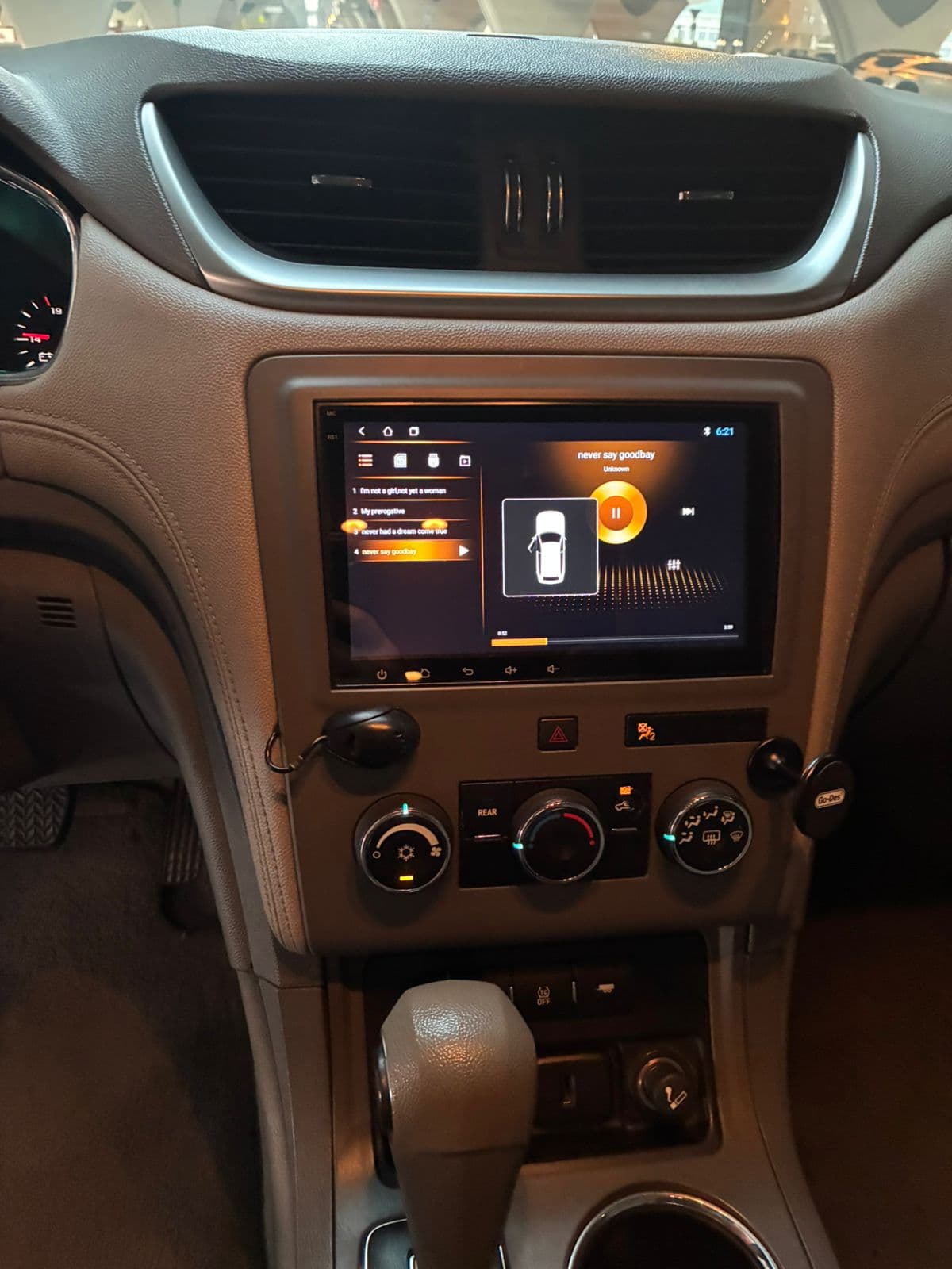 2017 Chevrolet Traverse LT for sale Dubai, Carology photo 16