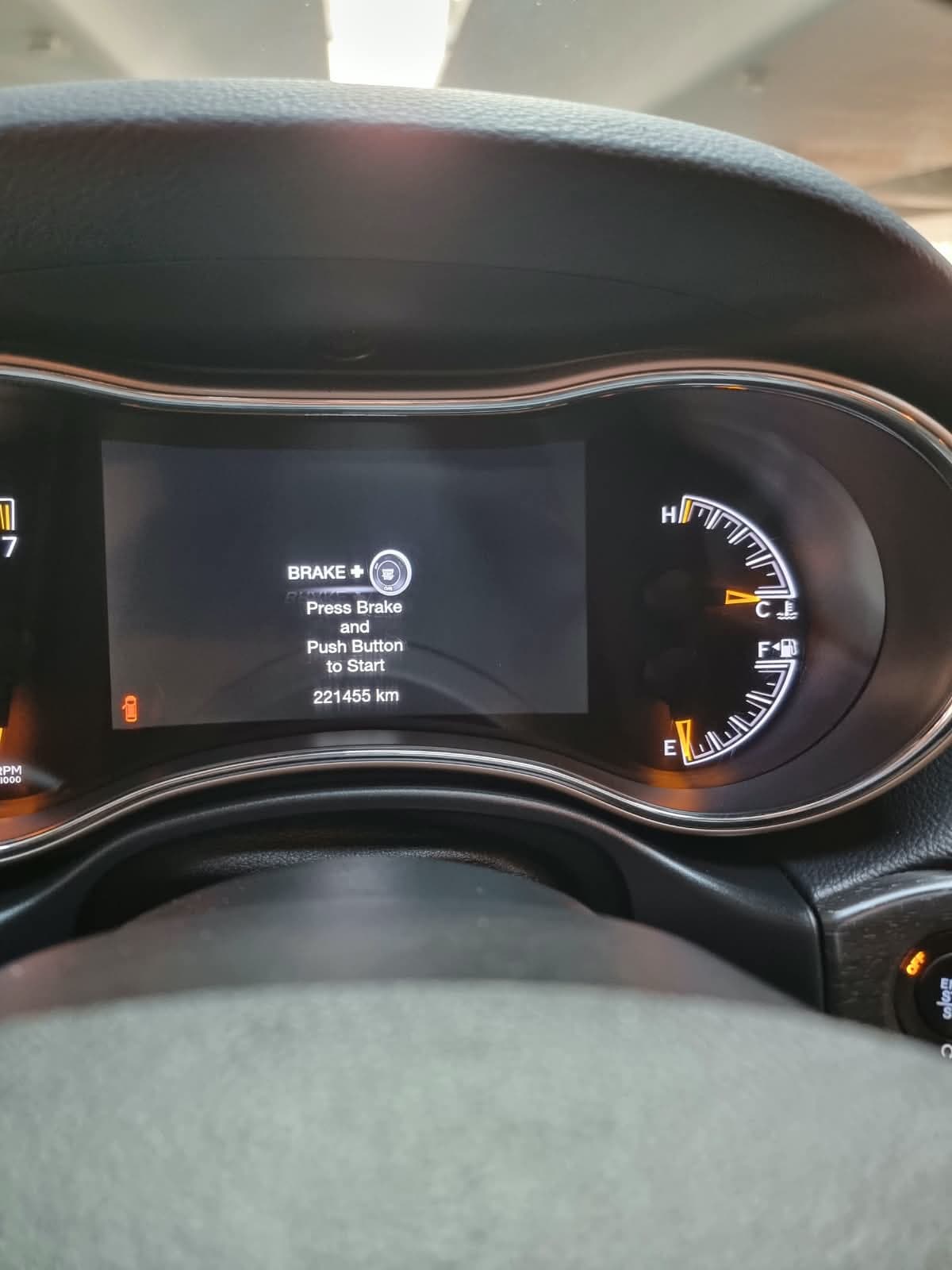 2017 Jeep Grand Cherokee 4x4 for sale Dubai, Carology photo 16