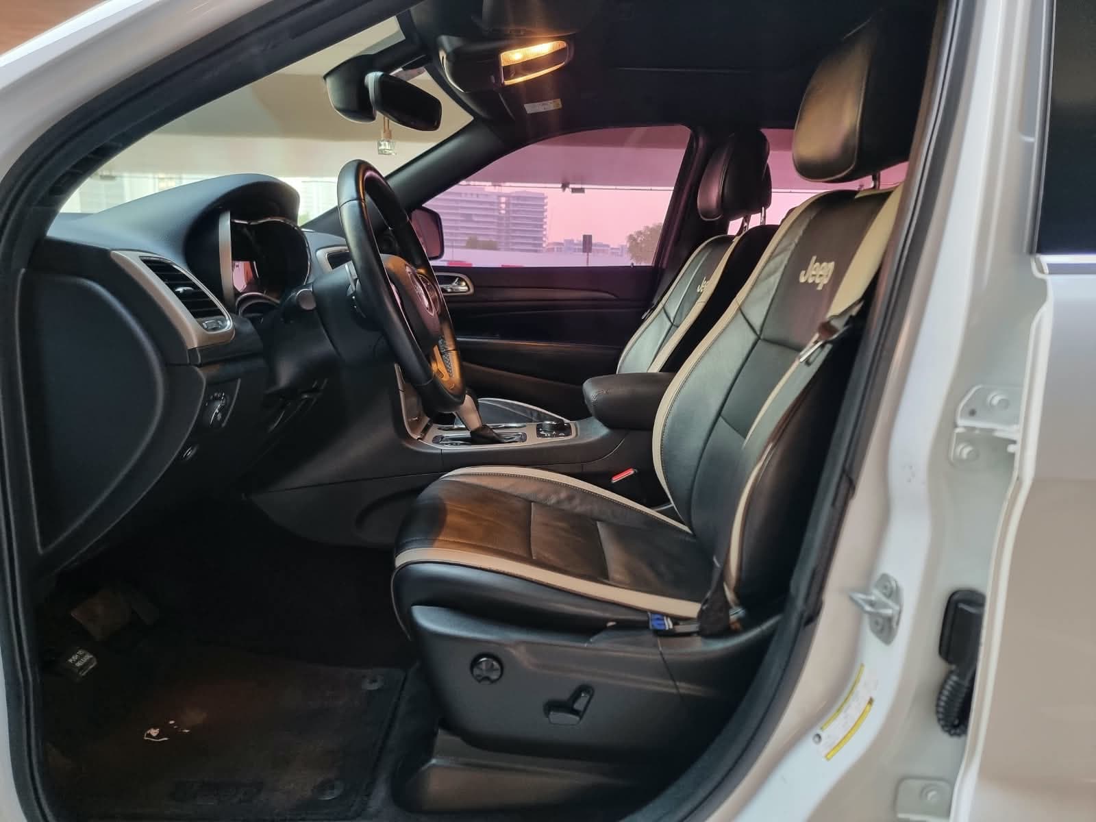 2017 Jeep Grand Cherokee 4x4 for sale Dubai, Carology photo 27