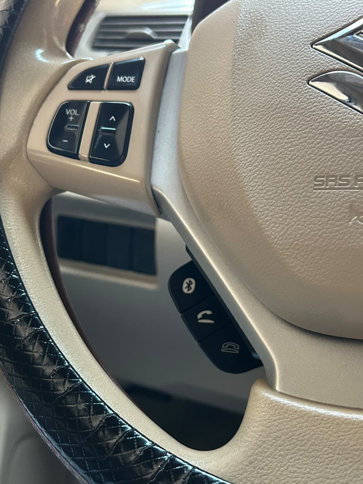 2017 Suzuki Ertiga for sale Dubai, Carology photo 8