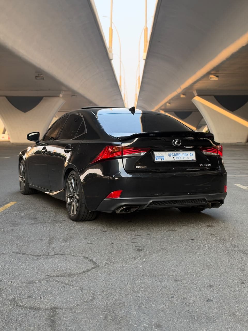 2018 Lexus IS300 F Sport for sale Dubai, Carology photo 3