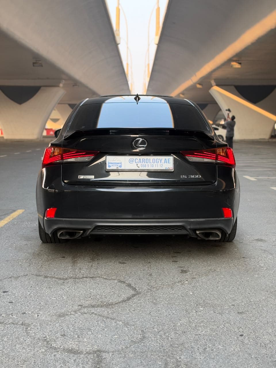 2018 Lexus IS300 F Sport for sale Dubai, Carology photo 4