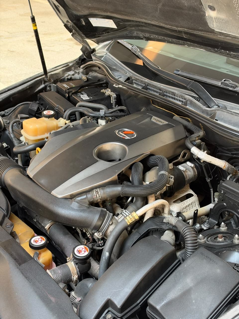 2018 Lexus IS300 F Sport for sale Dubai, Carology photo 7
