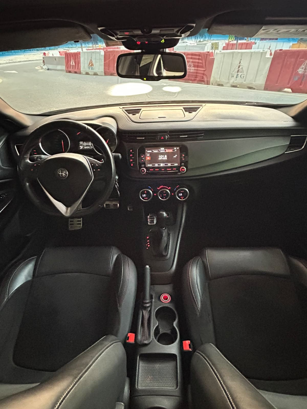 2019 Alfa Romeo Giulietta Veloce for sale Dubai, Carology photo 4