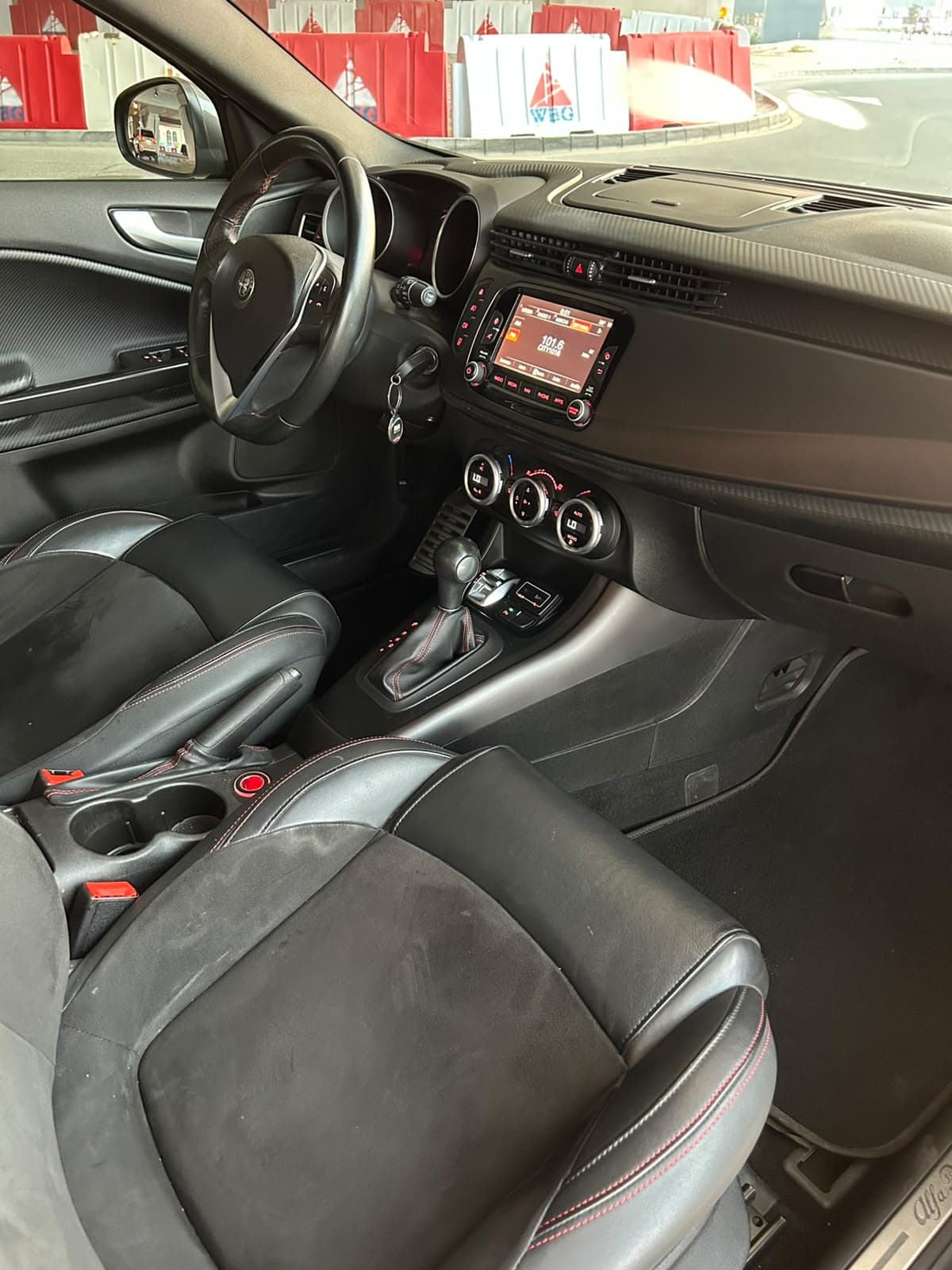 2019 Alfa Romeo Giulietta Veloce for sale Dubai, Carology photo 6
