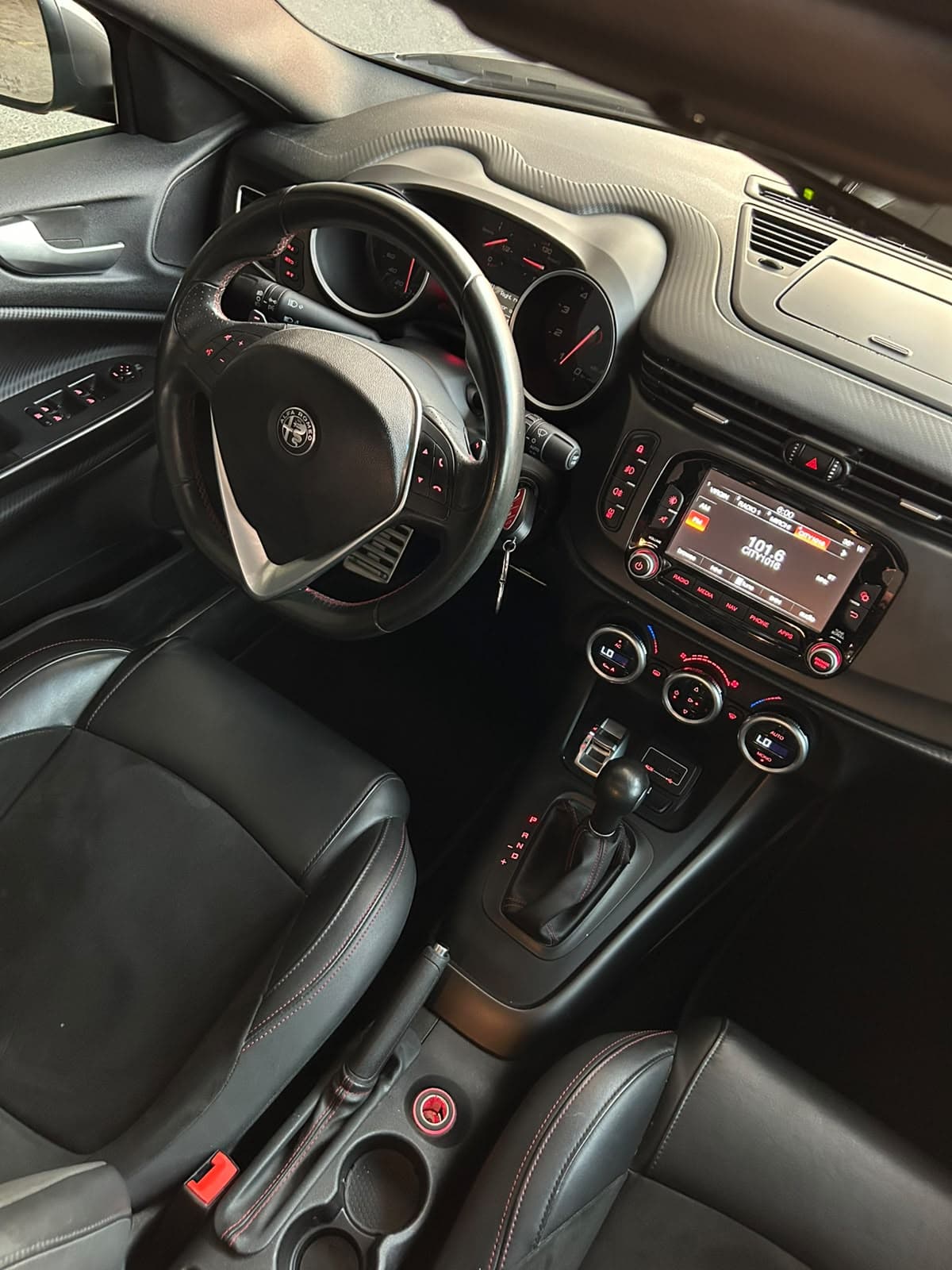 2019 Alfa Romeo Giulietta Veloce for sale Dubai, Carology photo 10