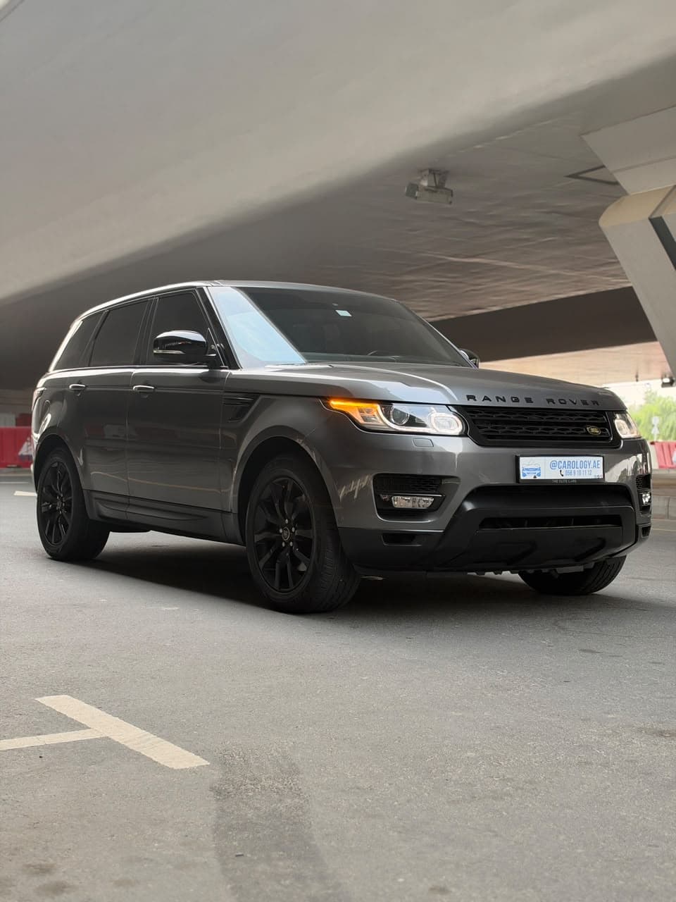 2014 Range Rover Sport HSE for sale Dubai, Carology photo 3