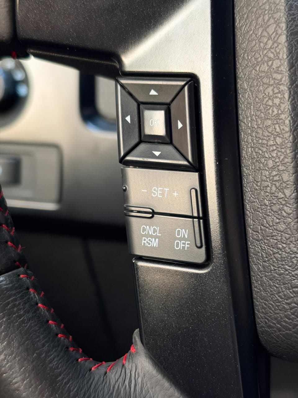 2014 Ford F-150 FX4 for sale Dubai, Carology photo 17