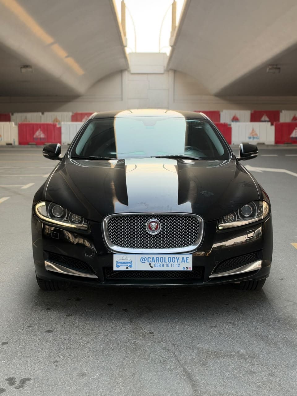 2015 Jaguar XF for sale Dubai, Carology photo 2